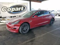 5YJ3E1EAXJF049196 2018 TESLA MODEL 3