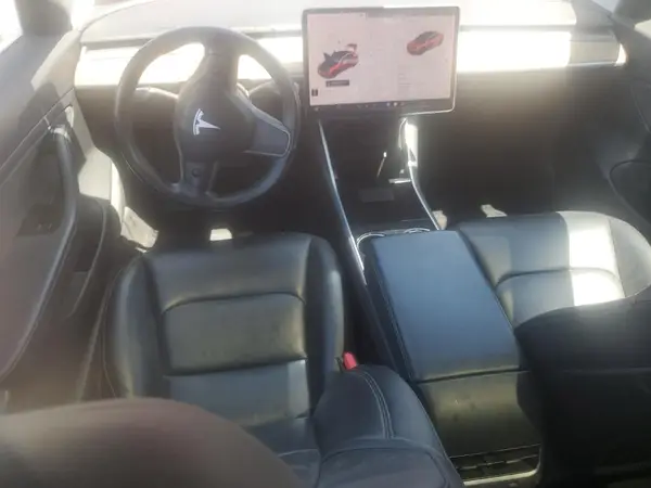 5YJ3E1EAXJF049456 2018 TESLA MODEL 3 - Image 8