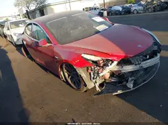 5YJ3E1EAXJF051756 2018 TESLA MODEL 3
