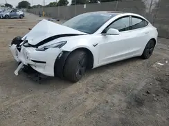 5YJ3E1EAXJF057704 2018 TESLA MODEL 3