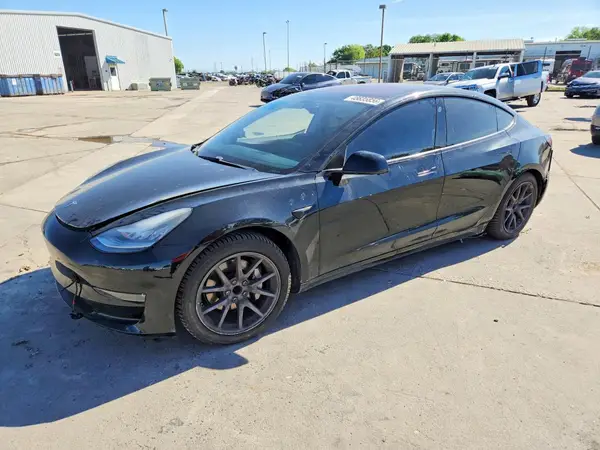 5YJ3E1EAXJF057783 2018 TESLA MODEL 3 - Image 1