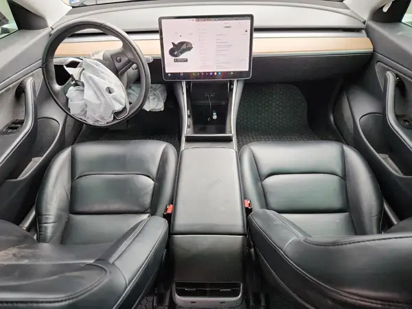 5YJ3E1EAXJF059114 2018 TESLA MODEL 3 - Image 8