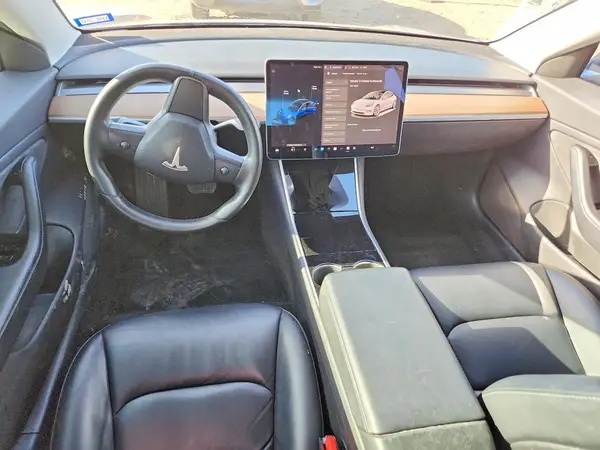 5YJ3E1EAXJF059260 2018 TESLA MODEL 3 - Image 8