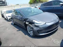5YJ3E1EAXJF059503 2018 TESLA MODEL 3