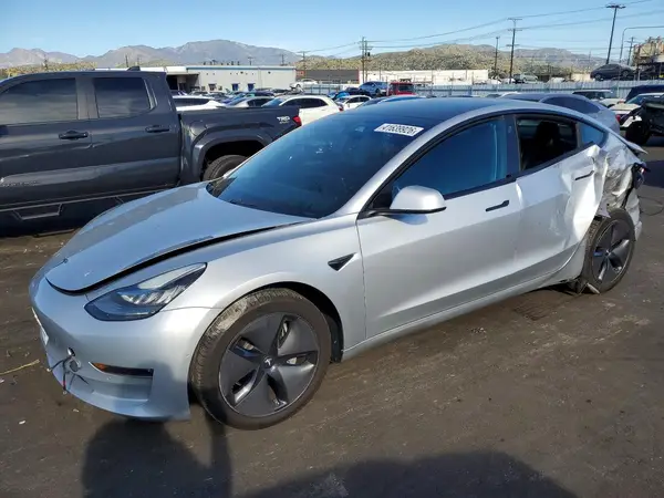 5YJ3E1EAXJF060537 2018 TESLA MODEL 3 - Image 1
