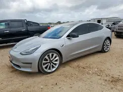 5YJ3E1EAXJF060683 2018 TESLA MODEL 3