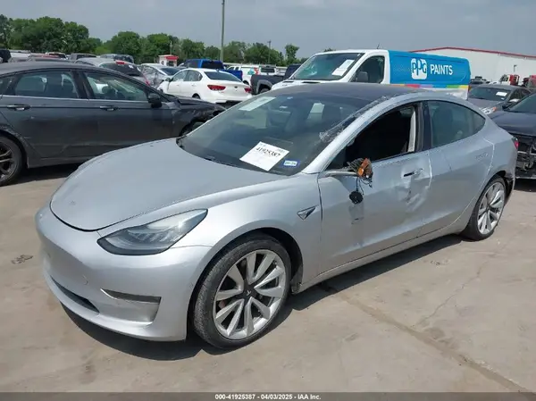 5YJ3E1EAXJF060683 2018 TESLA MODEL 3 - Image 2