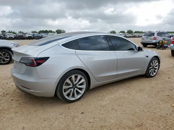 2018 TESLA MODEL 3 COPART lot 64305565 auction photo 3