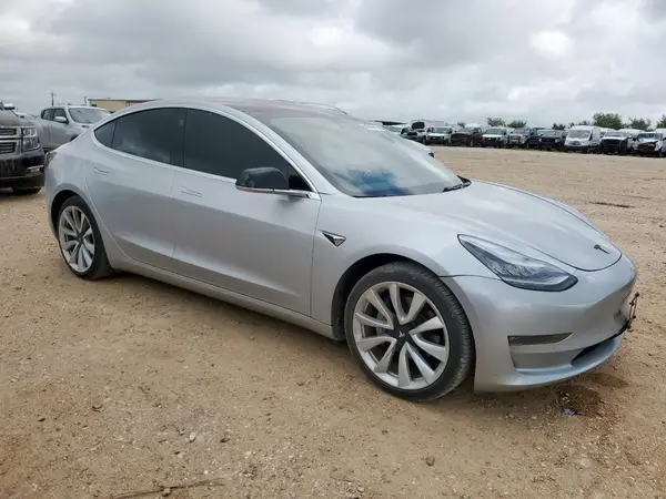 2018 TESLA MODEL 3 COPART lot 64305565 auction photo 4