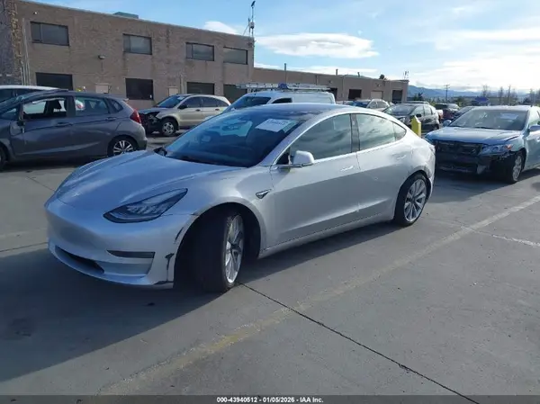 5YJ3E1EAXJF061297 2018 TESLA MODEL 3 - Image 2