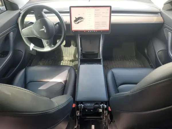 5YJ3E1EAXJF075796 2018 TESLA MODEL 3 - Image 8