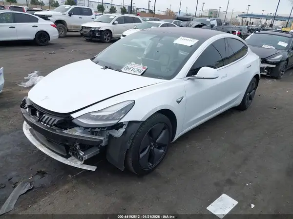 5YJ3E1EAXJF076866 2018 TESLA MODEL 3 - Image 2