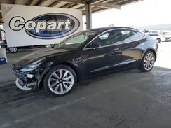 5YJ3E1EAXJF078343 2018 TESLA MODEL 3