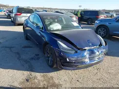 5YJ3E1EAXJF102379 2018 TESLA MODEL 3