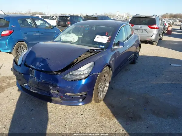 5YJ3E1EAXJF102379 2018 TESLA MODEL 3 - Image 2