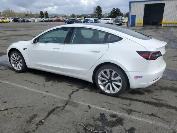 5YJ3E1EAXJF108862 2018 TESLA MODEL 3 - Image 2