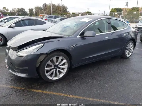 5YJ3E1EAXJF116282 2018 TESLA MODEL 3 - Image 2
