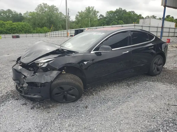 5YJ3E1EAXJF123118 2018 TESLA MODEL 3 - Image 1