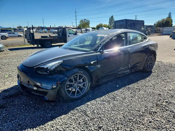 5YJ3E1EAXJF123166 2018 TESLA MODEL 3 - Image 1