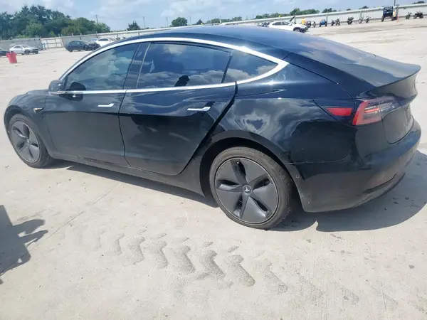 5YJ3E1EAXJF123457 2018 TESLA MODEL 3 - Image 2