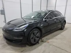 5YJ3E1EAXJF151758 2018 TESLA MODEL 3