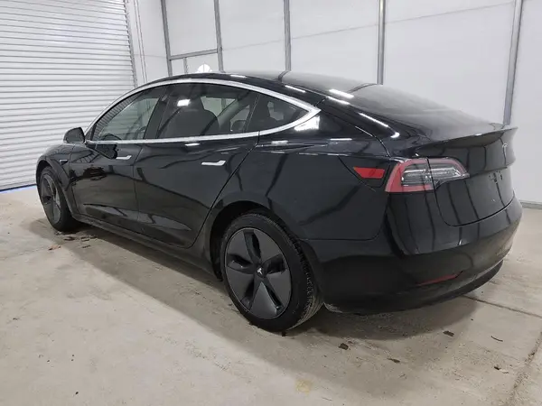 5YJ3E1EAXJF151758 2018 TESLA MODEL 3 - Image 2
