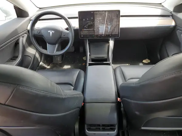 5YJ3E1EAXJF152408 2018 TESLA MODEL 3 - Image 8