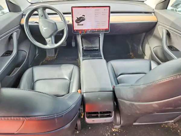 5YJ3E1EAXJF152943 2018 TESLA MODEL 3 - Image 8