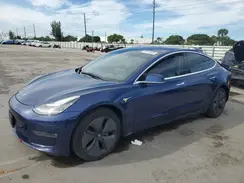 5YJ3E1EAXJF154322 2018 TESLA MODEL 3