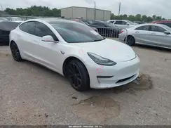 5YJ3E1EAXJF154630 2018 TESLA MODEL 3