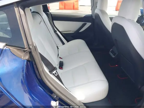5YJ3E1EAXJF155759 2018 TESLA MODEL 3 - Image 8