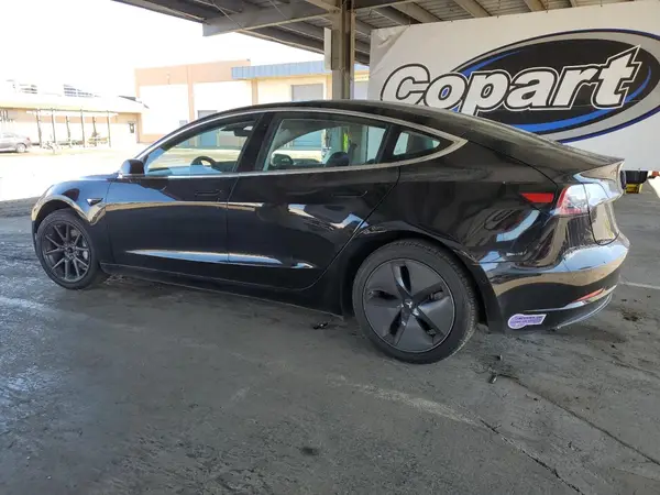 5YJ3E1EAXJF156832 2018 TESLA MODEL 3 - Image 2