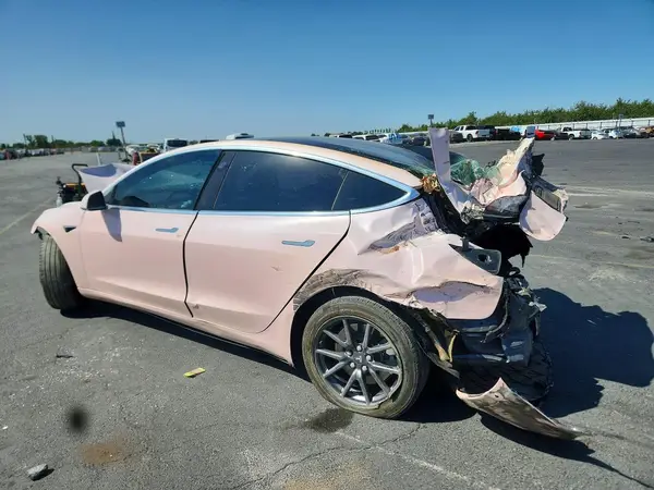 5YJ3E1EAXJF158631 2018 TESLA MODEL 3 - Image 2