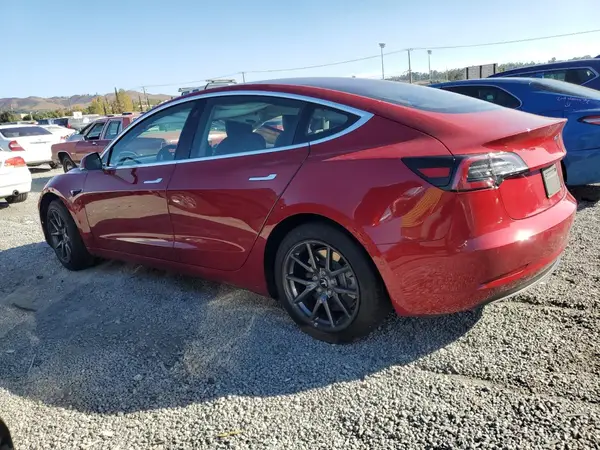 5YJ3E1EAXJF159584 2018 TESLA MODEL 3 - Image 2