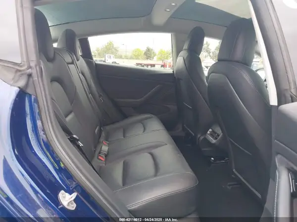 5YJ3E1EAXJF160783 2018 TESLA MODEL 3 - Image 8