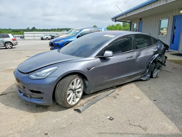 5YJ3E1EAXJF163215 2018 TESLA MODEL 3 - Image 1