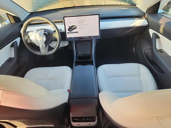 5YJ3E1EAXJF166437 2018 TESLA MODEL 3 - Image 8