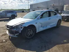 5YJ3E1EAXJF168785 2018 TESLA MODEL 3