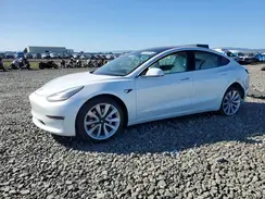 5YJ3E1EAXJF169595 2018 TESLA MODEL 3
