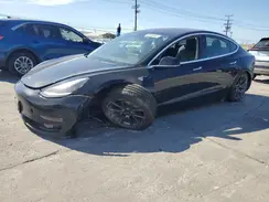 5YJ3E1EAXJF173050 2018 TESLA MODEL 3