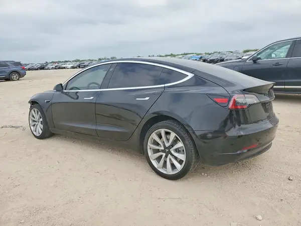 5YJ3E1EAXJF176174 2018 TESLA MODEL 3 - Image 2