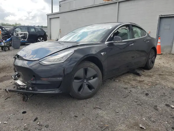 5YJ3E1EAXKF196877 2019 TESLA MODEL 3 - Image 1