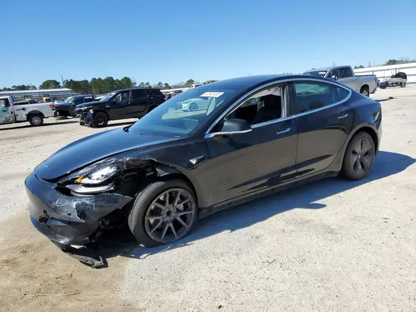 5YJ3E1EAXKF297563 2019 TESLA MODEL 3 - Image 1