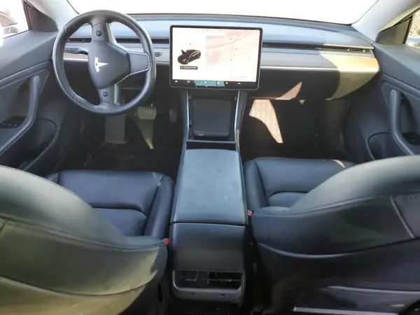 5YJ3E1EAXKF297658 2019 TESLA MODEL 3 - Image 8