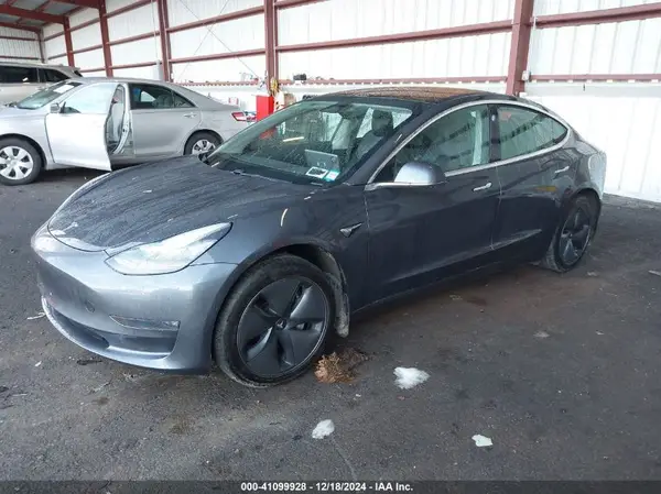 5YJ3E1EAXKF298387 2019 TESLA MODEL 3 - Image 2