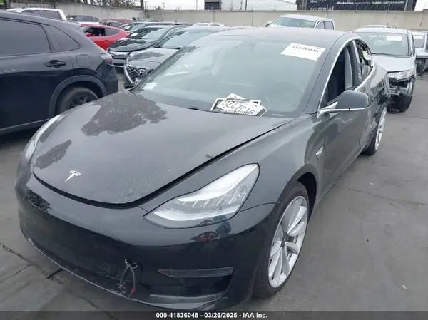5YJ3E1EAXKF300705 2019 TESLA MODEL 3 - Image 2