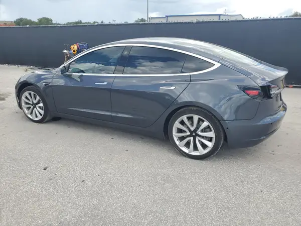 5YJ3E1EAXKF300798 2019 TESLA MODEL 3 - Image 2