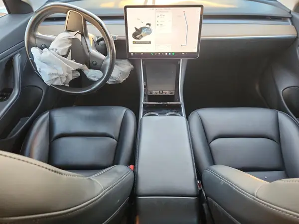 5YJ3E1EAXKF304205 2019 TESLA MODEL 3 - Image 8