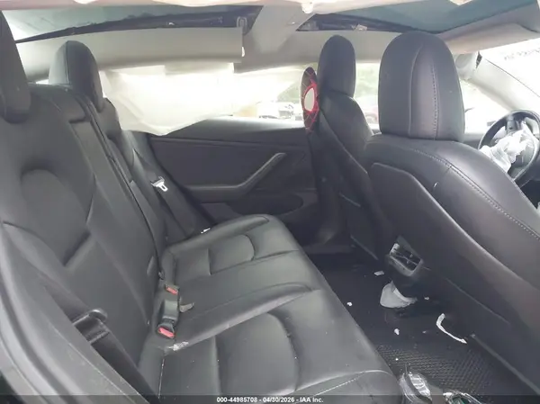 5YJ3E1EAXKF304446 2019 TESLA MODEL 3 - Image 8