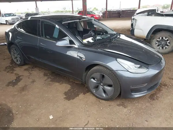 5YJ3E1EAXKF308125 2019 TESLA MODEL 3 - Image 1